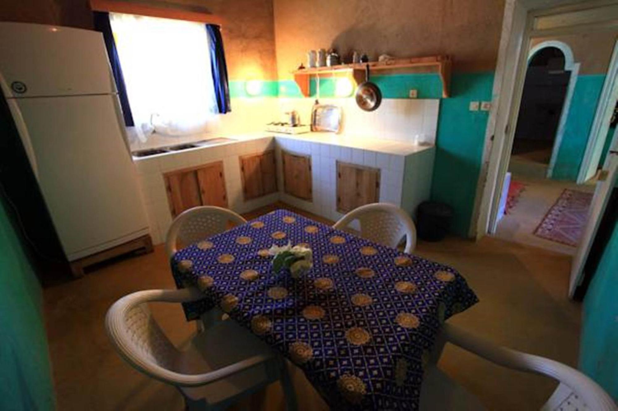 Auberge Chez Julia Мерцуга Екстериор снимка