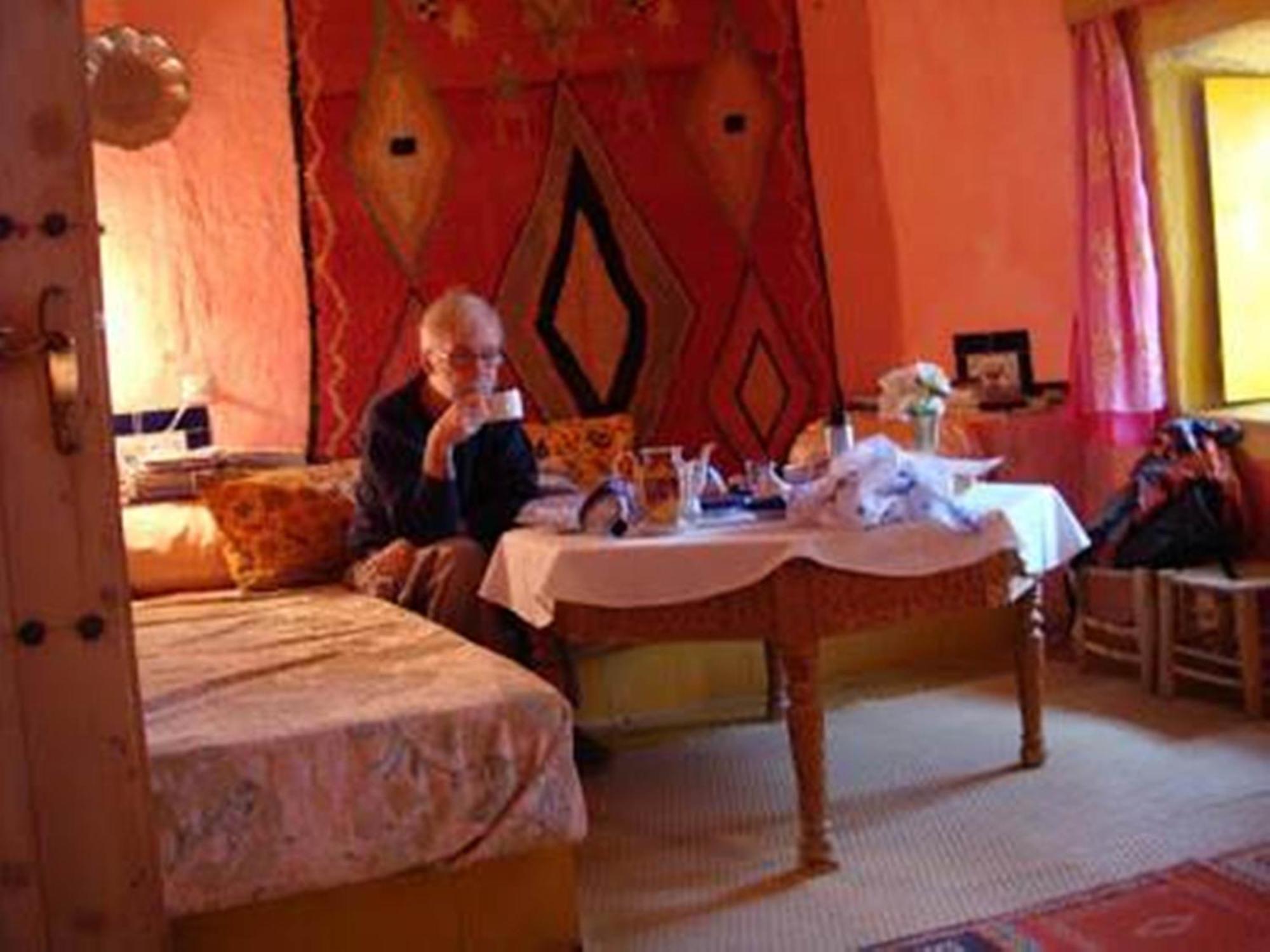 Auberge Chez Julia Мерцуга Екстериор снимка