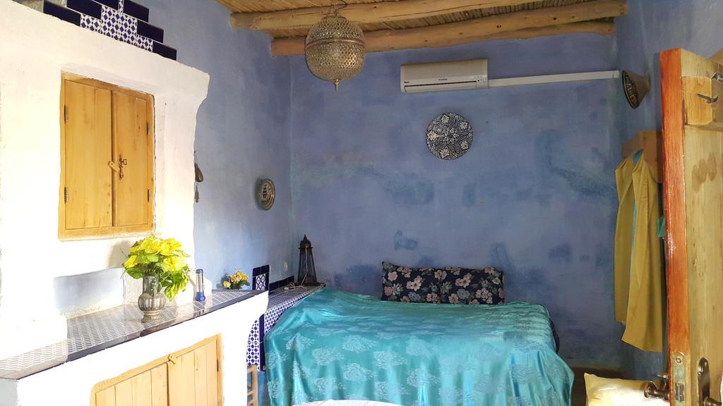 Auberge Chez Julia Мерцуга Екстериор снимка