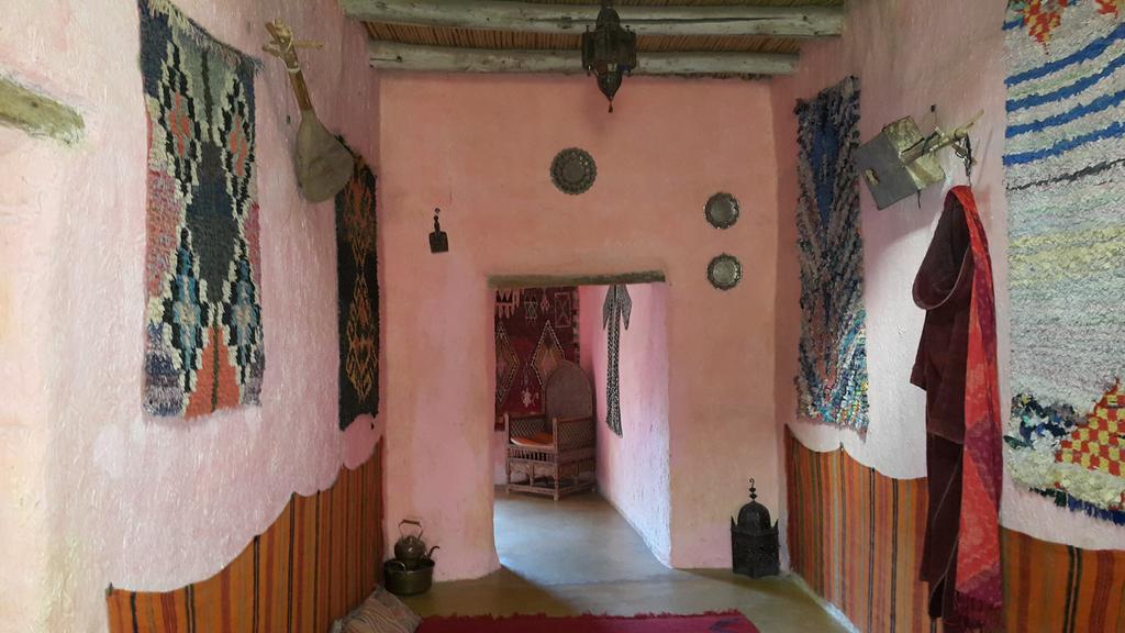 Auberge Chez Julia Мерцуга Екстериор снимка