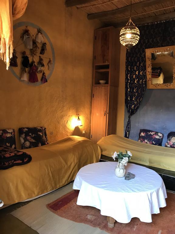 Auberge Chez Julia Мерцуга Екстериор снимка