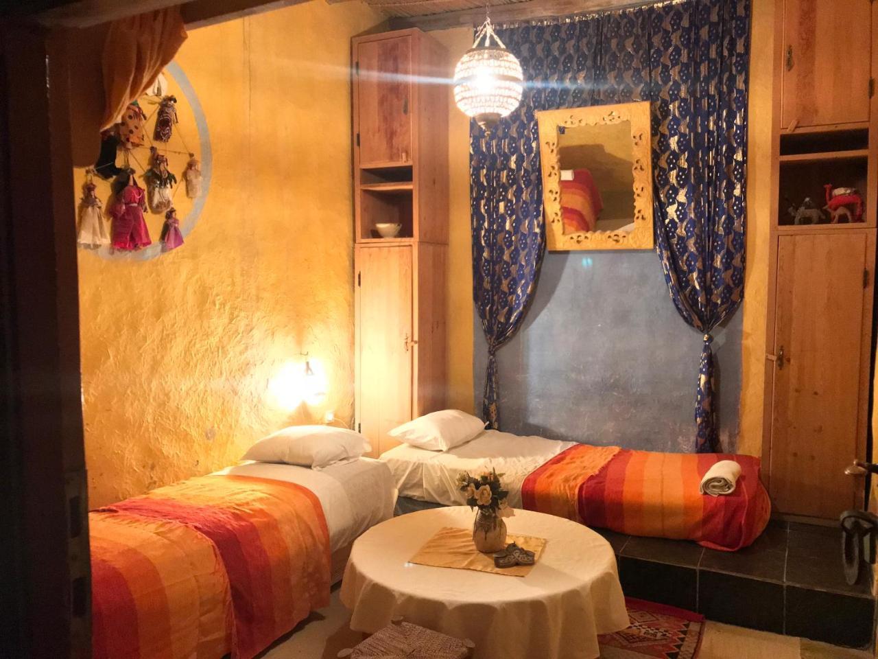 Auberge Chez Julia Мерцуга Екстериор снимка