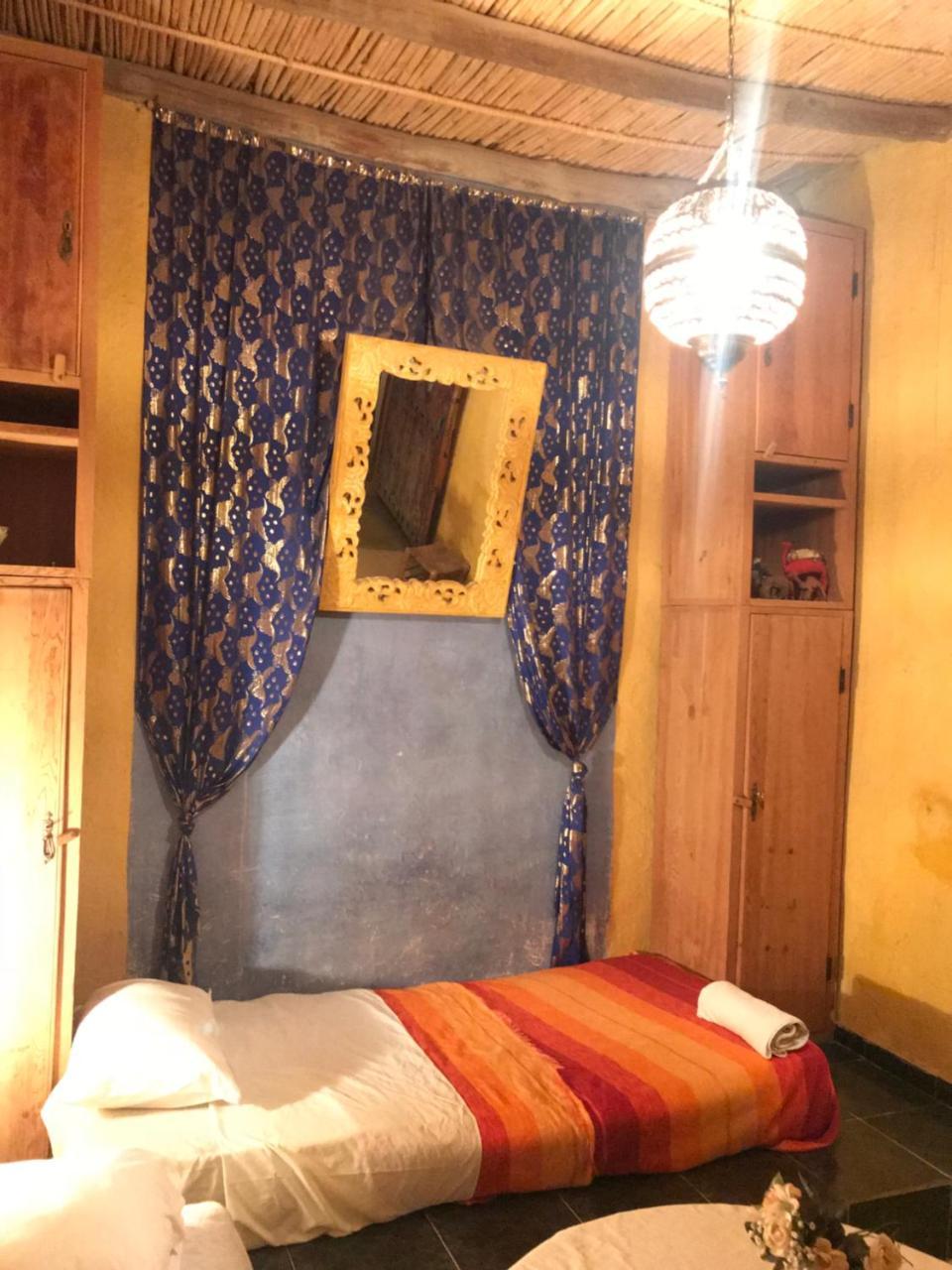 Auberge Chez Julia Мерцуга Екстериор снимка